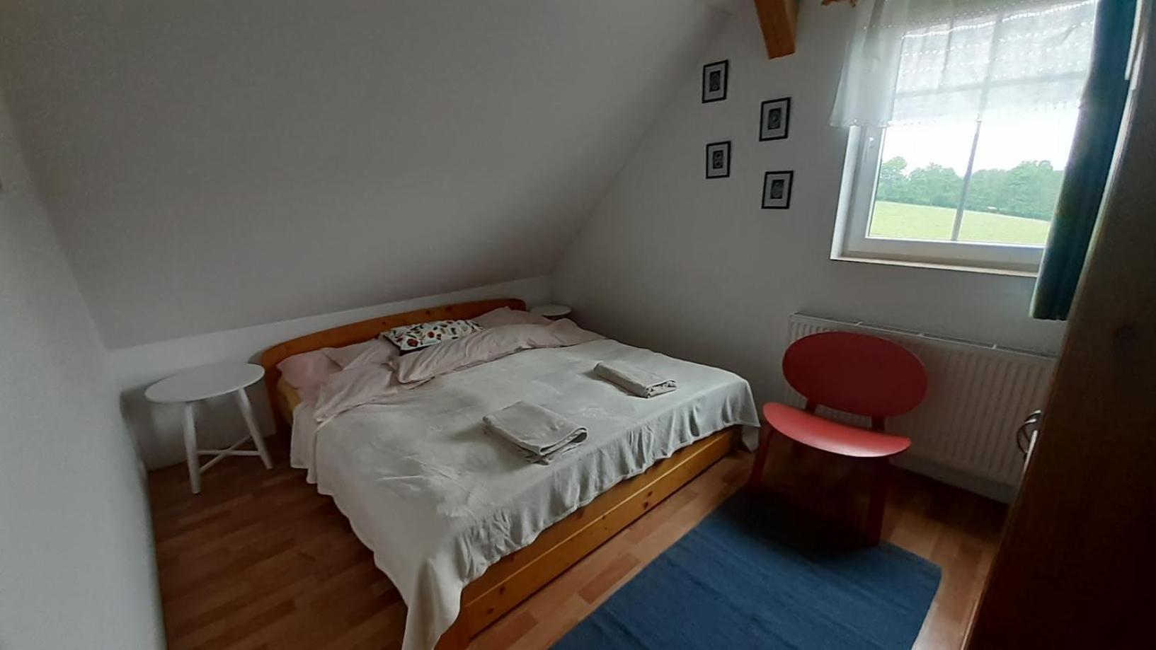 Apartman V Chaloupce Na Vrsku Bernsdorf Eksteriør billede