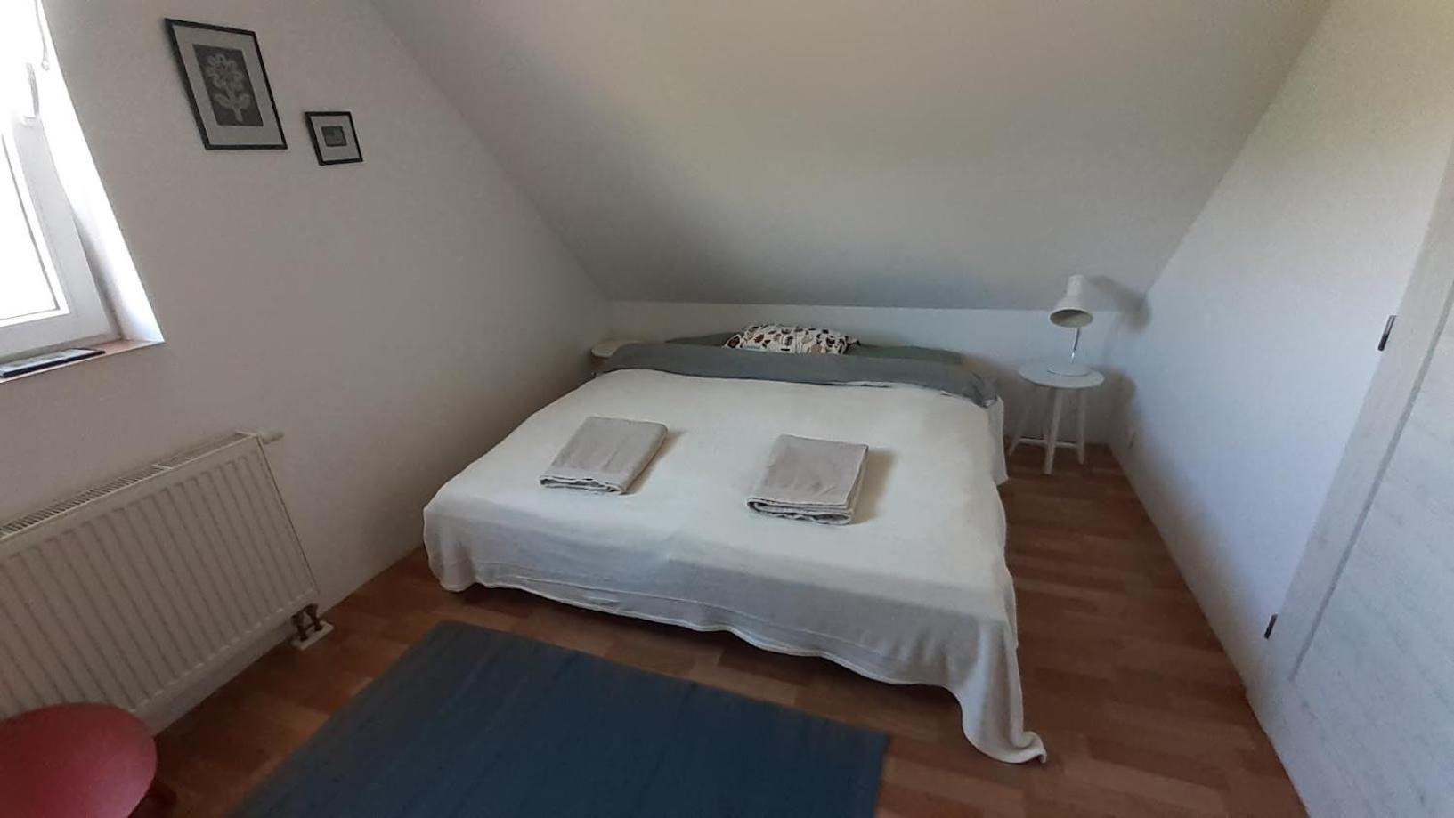 Apartman V Chaloupce Na Vrsku Bernsdorf Eksteriør billede